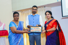 1L8A0125_1 1L8A0125_1